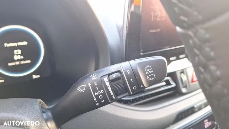 Hyundai i30 1.5 96CP M/T Highway - 24