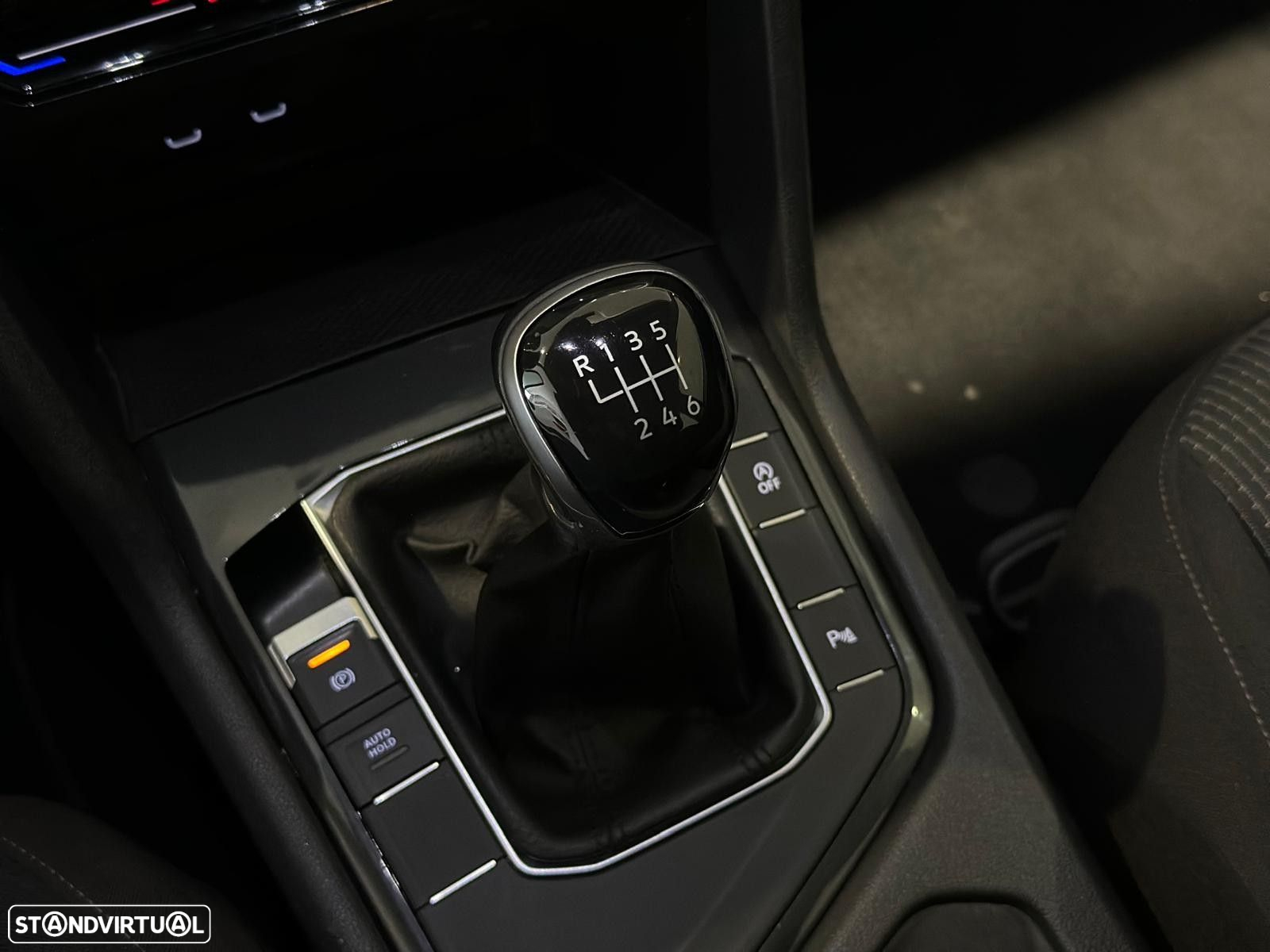 VW Tiguan - 18