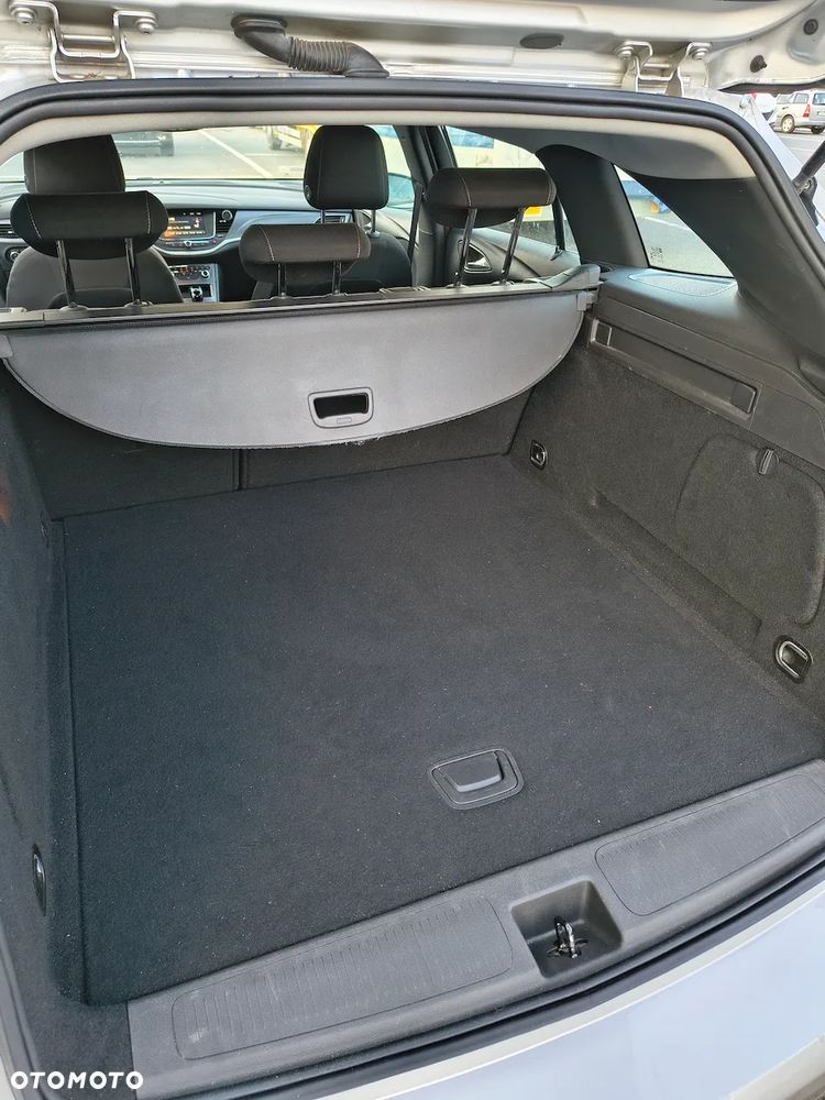 Opel Astra 1.6 CDTI Enjoy - 23