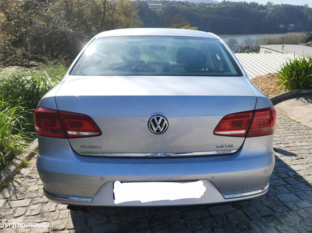 VW Passat 2.0 TDI Highline - 5
