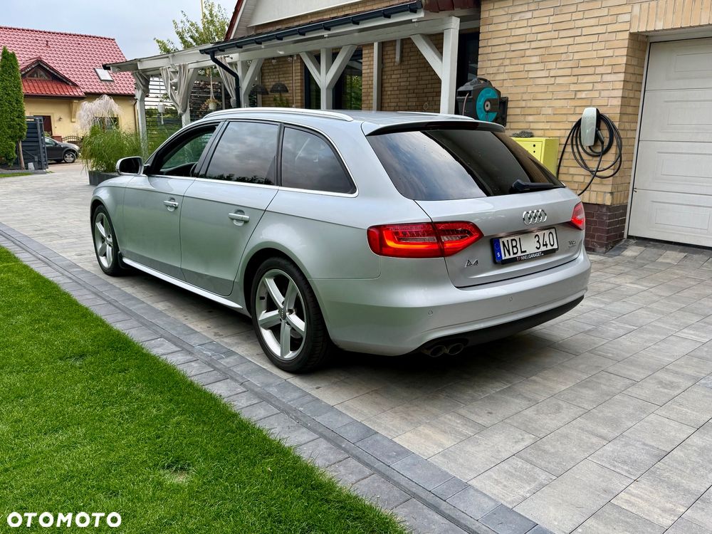 Audi A4 Avant - 4