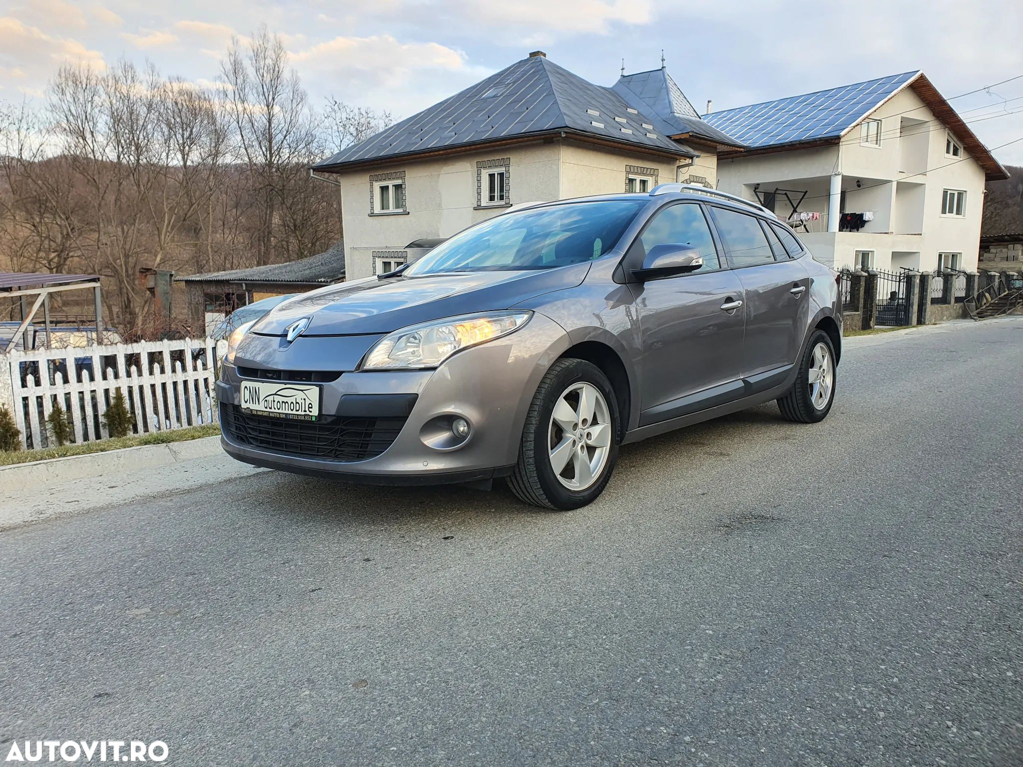 Renault Megane 1.5 dCi Dynamique - 1