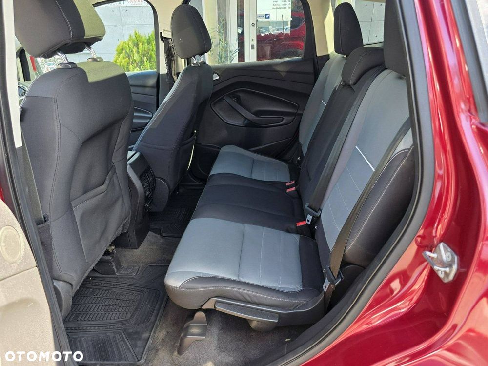 Ford Kuga - 31