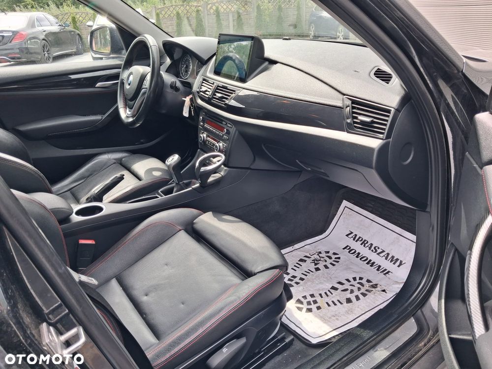 BMW X1 sDrive18i Sport Line - 27