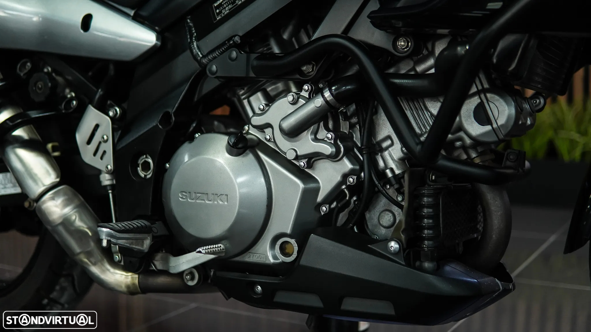 Suzuki DL V-STROM 1000 - 14