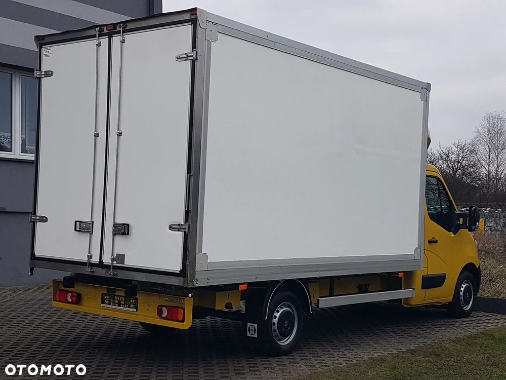Renault MASTER KONTENER 8EP 4,21x2,23x2,22 KLIMA MANUAL KRAJOWY 6-BIEGÓW - 4