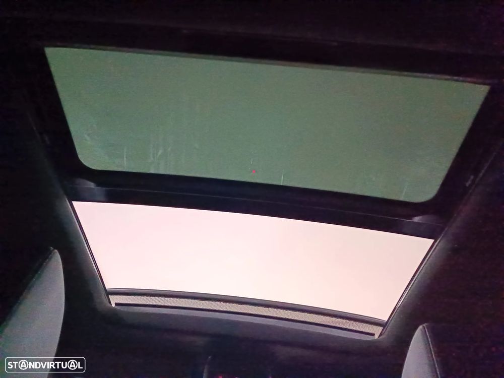 Peugeot 2008 1.2 PureTech GT Line - 9
