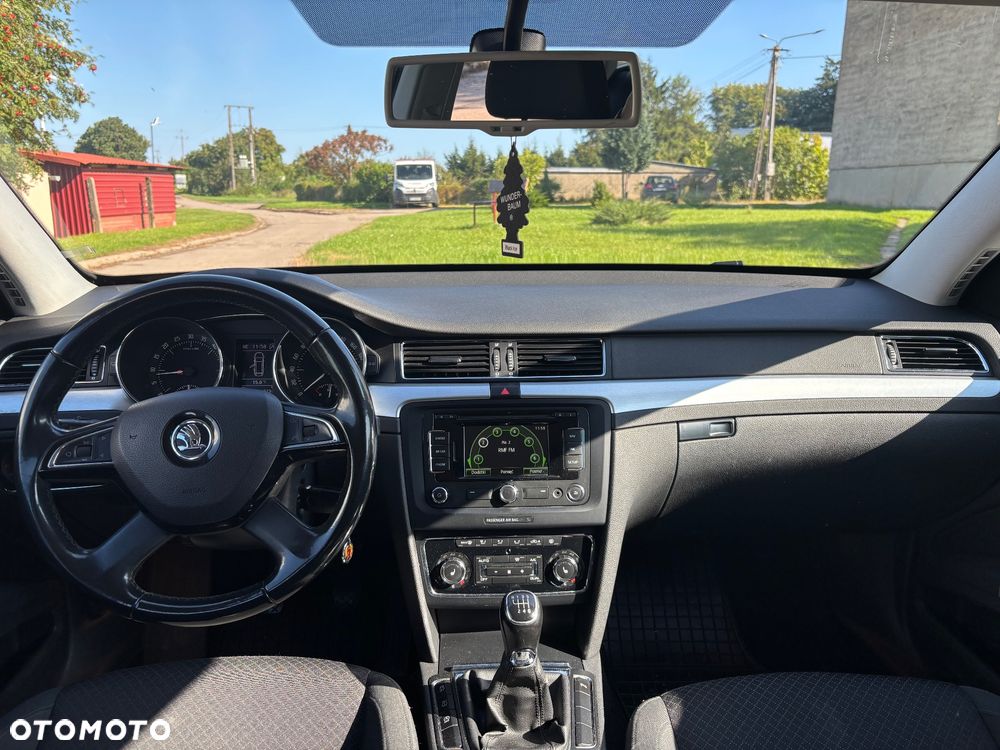 Skoda Superb 2.0 TDI Elegance - 9