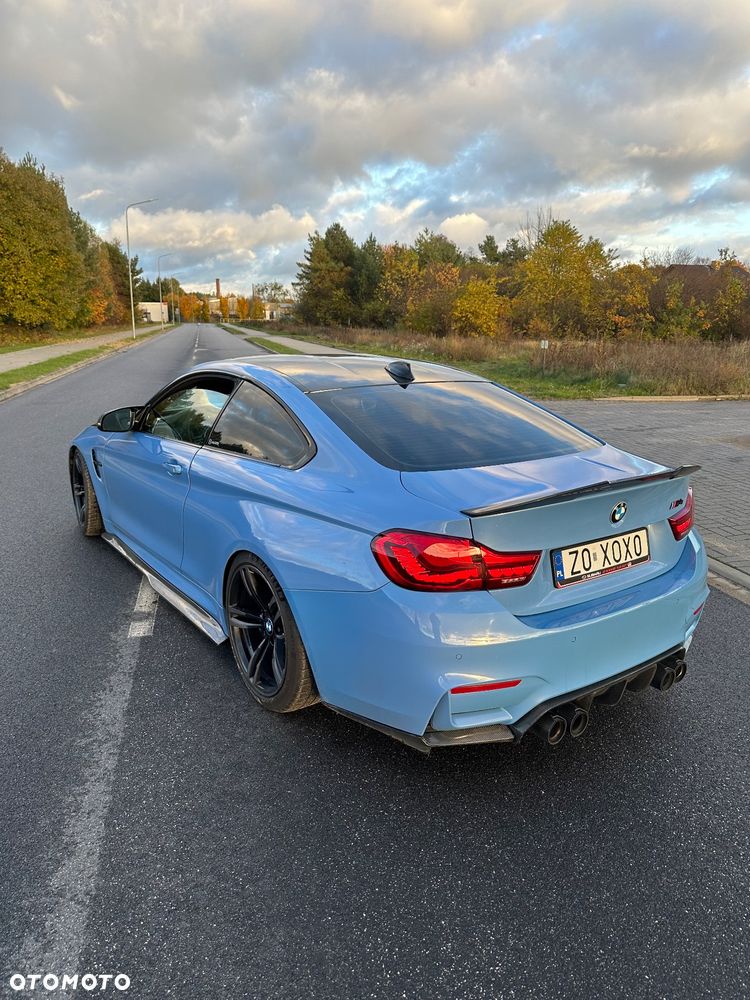 BMW M4 - 5