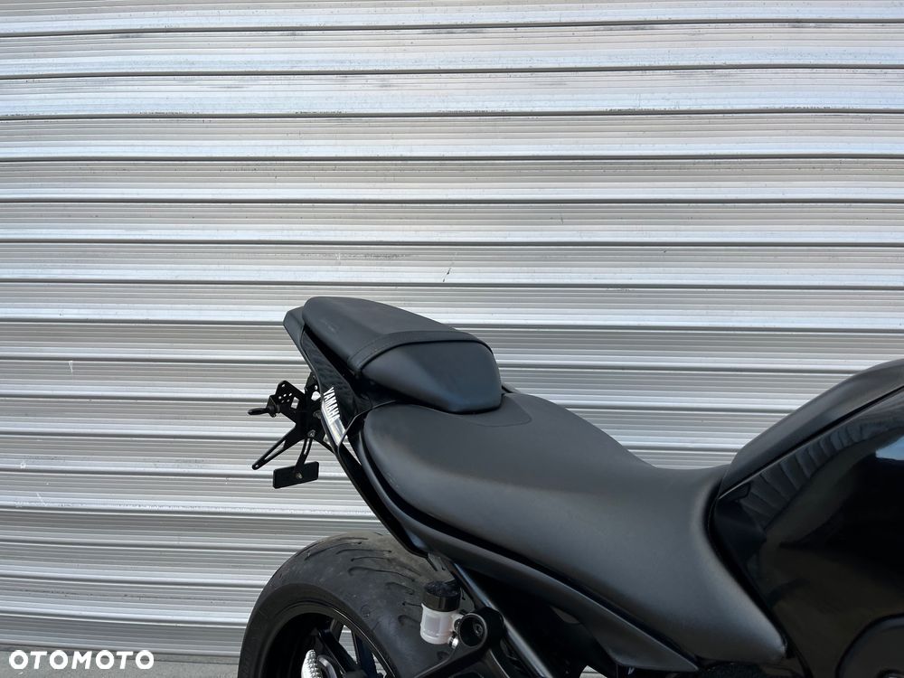 Yamaha MT - 19