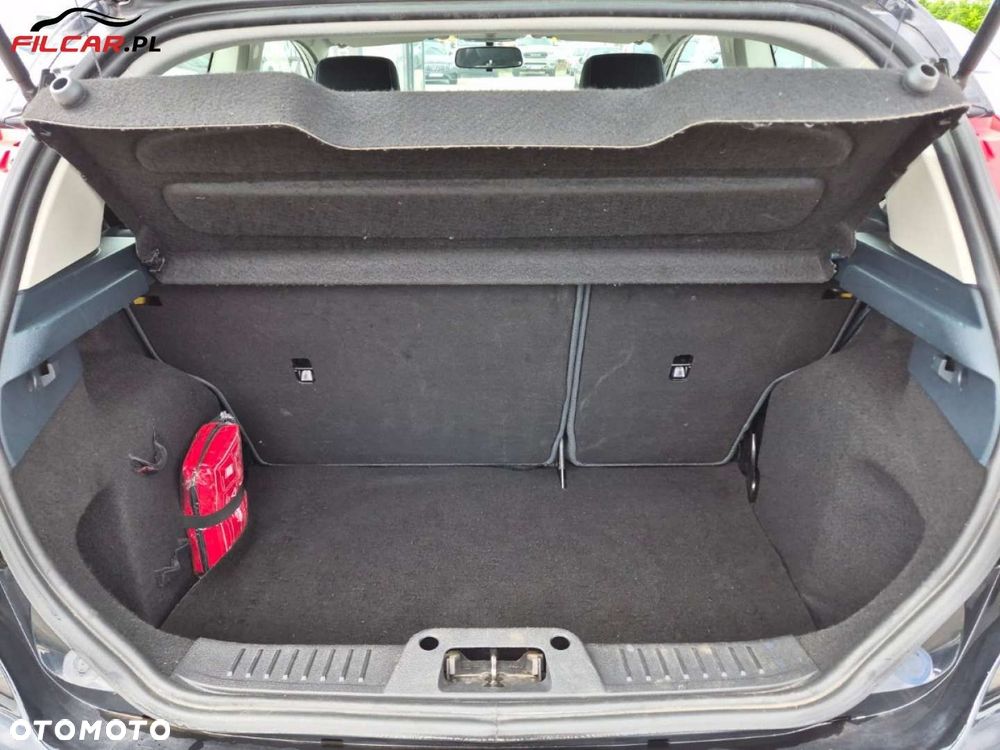 Ford Fiesta - 16