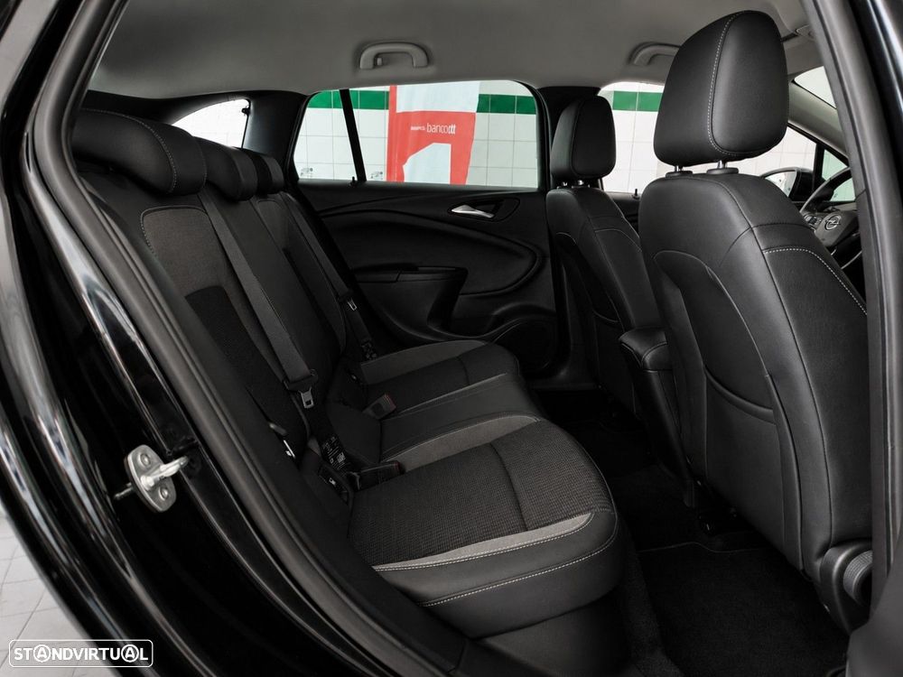 Opel Astra Sports Tourer 1.5 D Design & Tech S/S - 15
