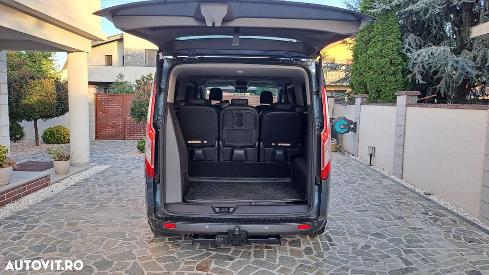 Ford Tourneo Custom Bus 320 2.0 EcoBlue 185 CP L2H1 Active Aut. - 11