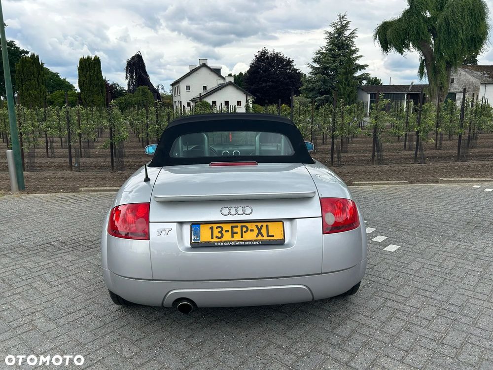 Audi TT Coupé 1.8T Quattro - 7