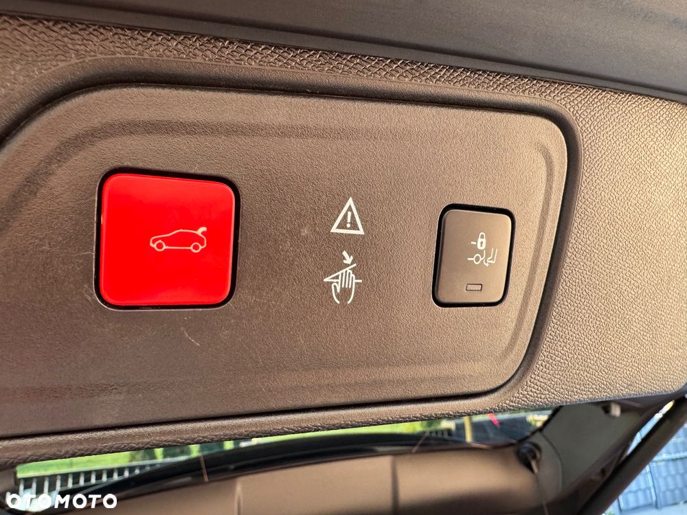 Peugeot 3008 1.5 BlueHDi GT S&S - 17