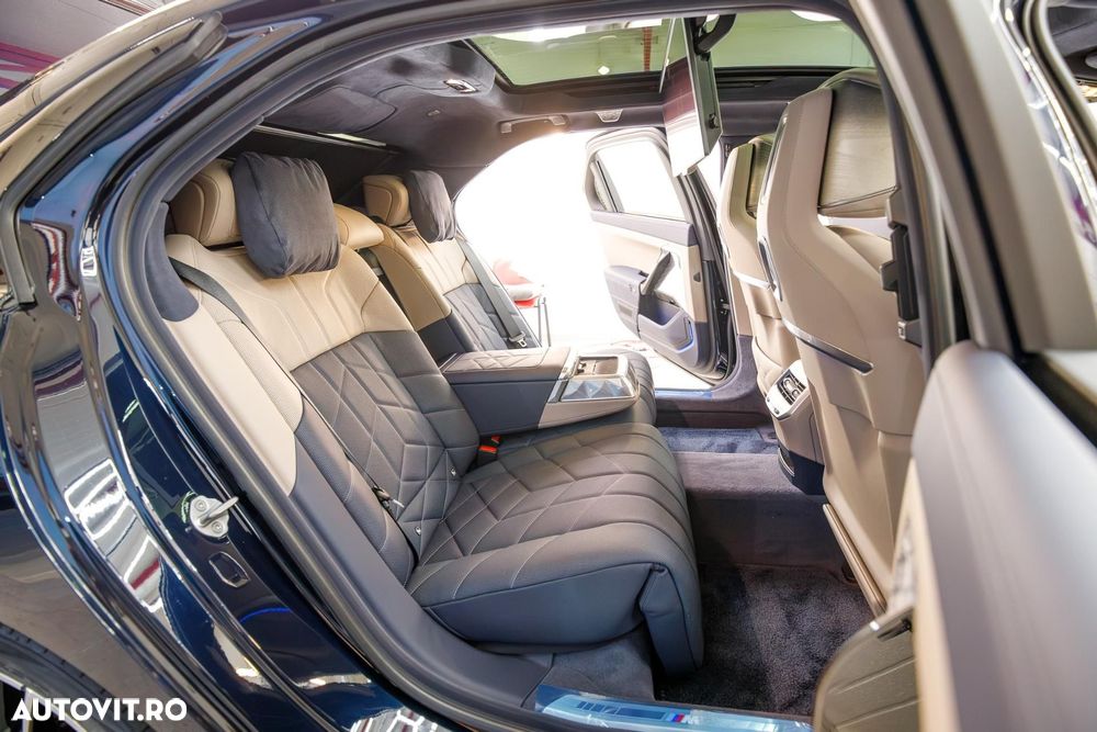 BMW Seria 7 - 20