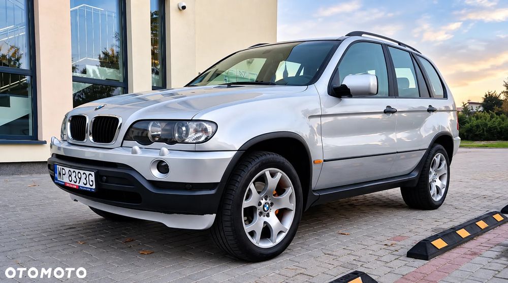 BMW X5 3.0 i Edition Exclusive - 4