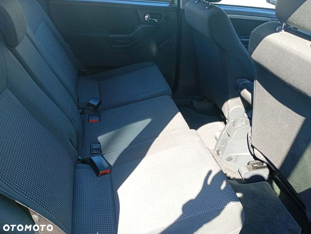 Opel Meriva - 9