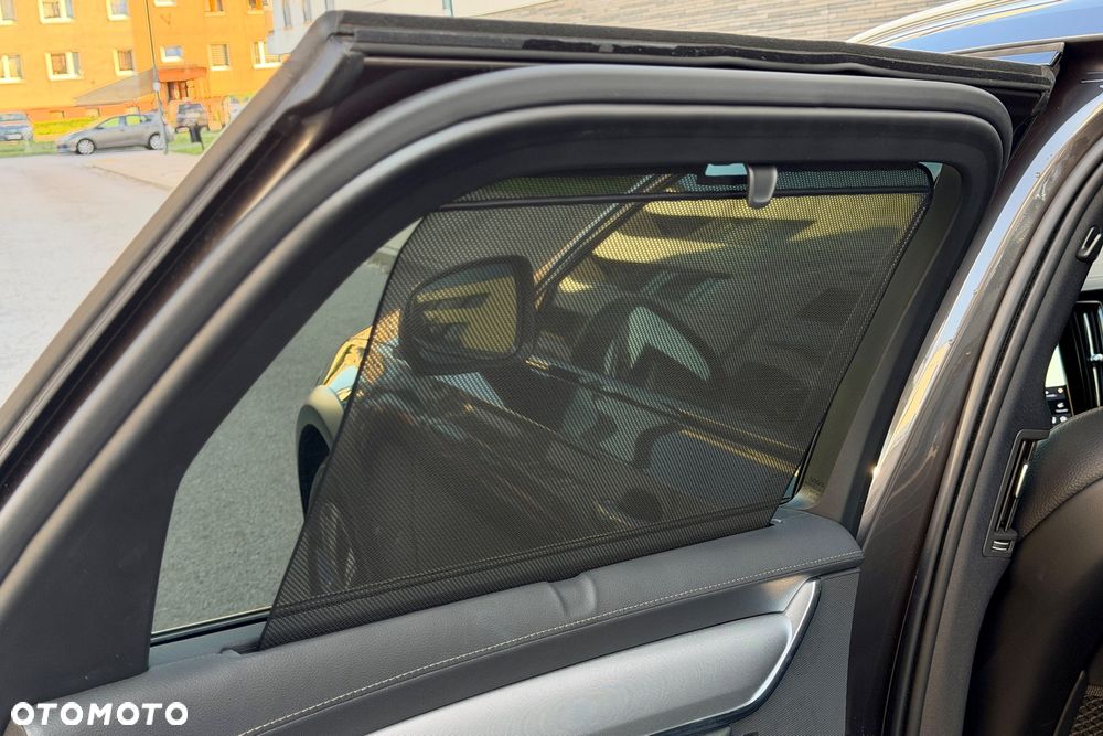 Volvo V90 Cross Country B5 B AWD Plus - 16