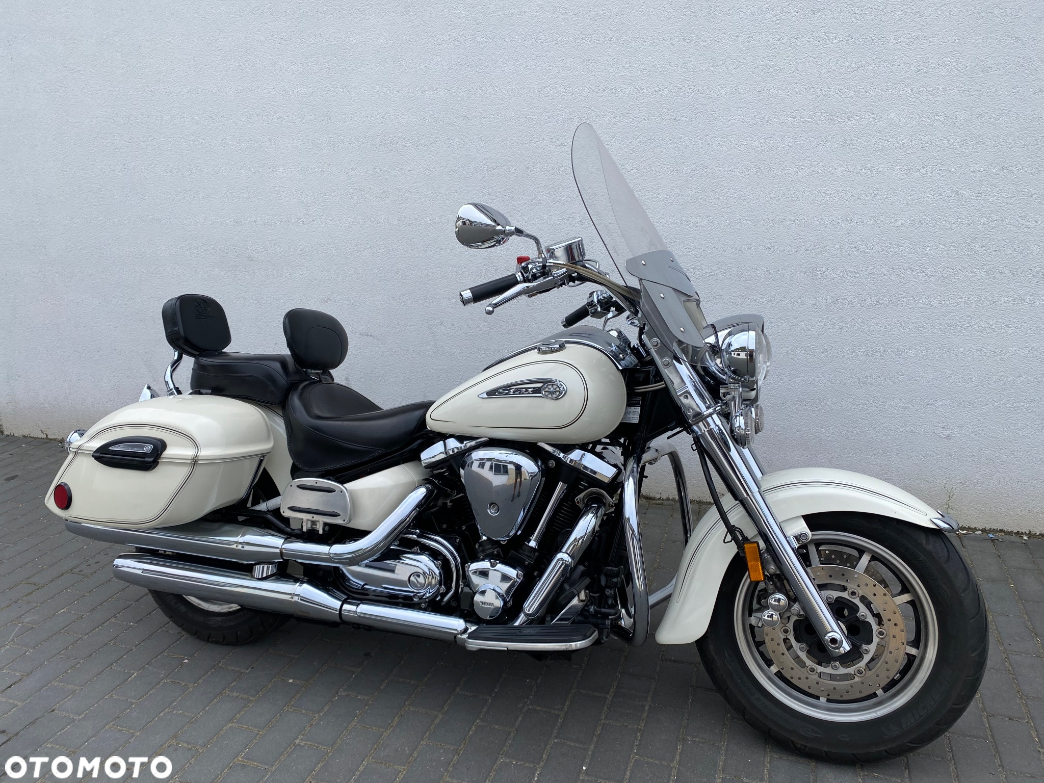 Yamaha Road Star - 2