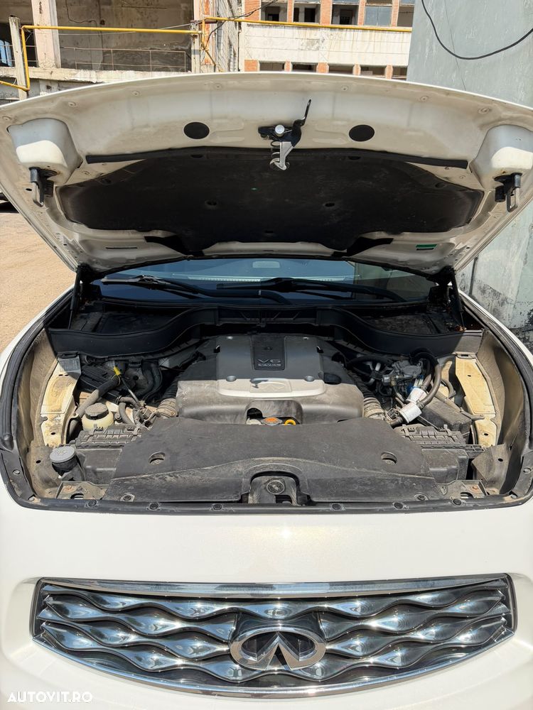 Infiniti FX 37 FX37 3.7L V6 GT AWD - 12