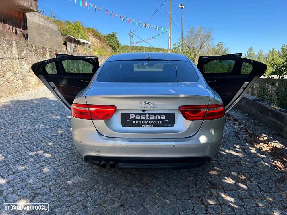 Jaguar XE 20d Aut. Portfolio - 26