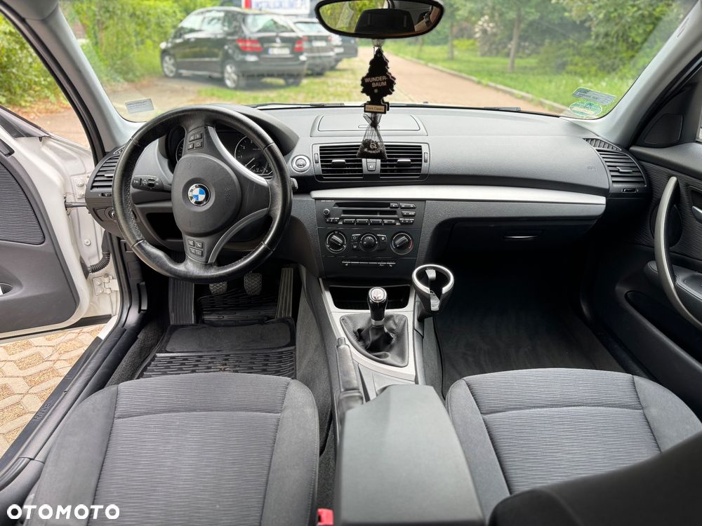 BMW Seria 1 116i - 7