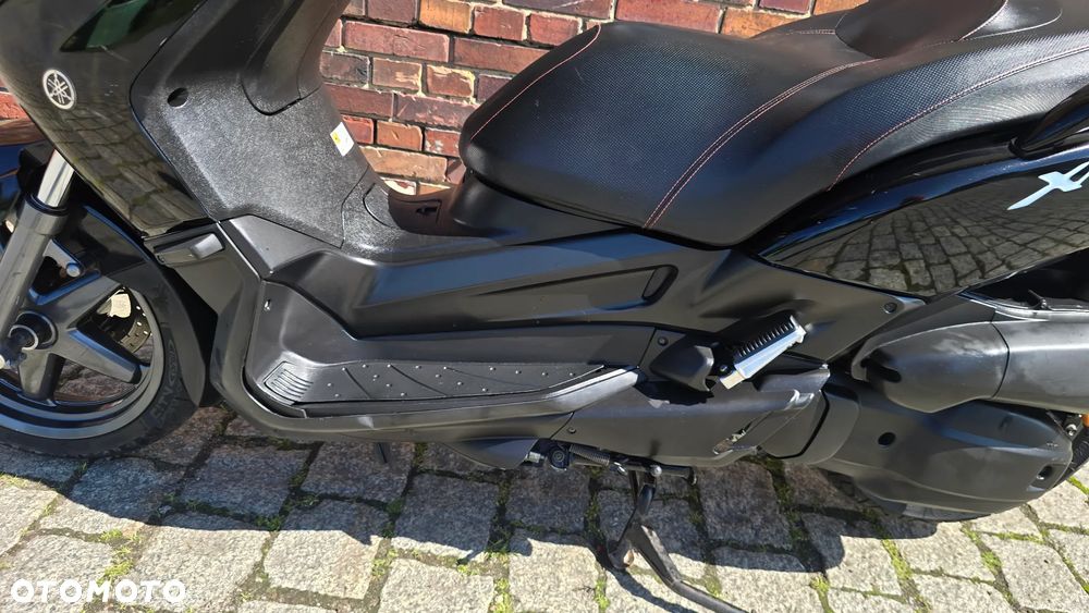 Yamaha X-max - 8