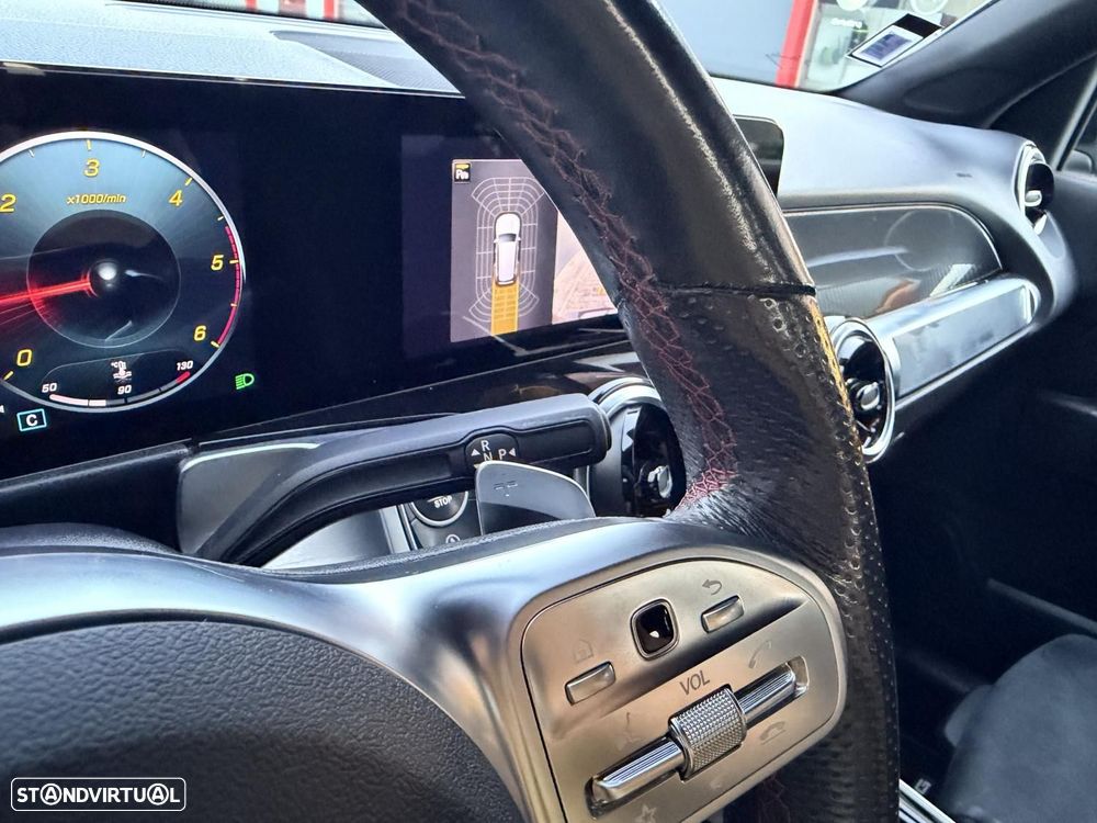 Mercedes-Benz GLB 180 d AMG Line - 35