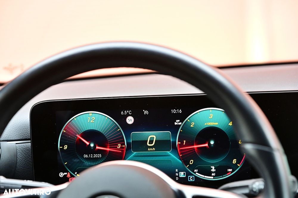 Mercedes-Benz A - 27