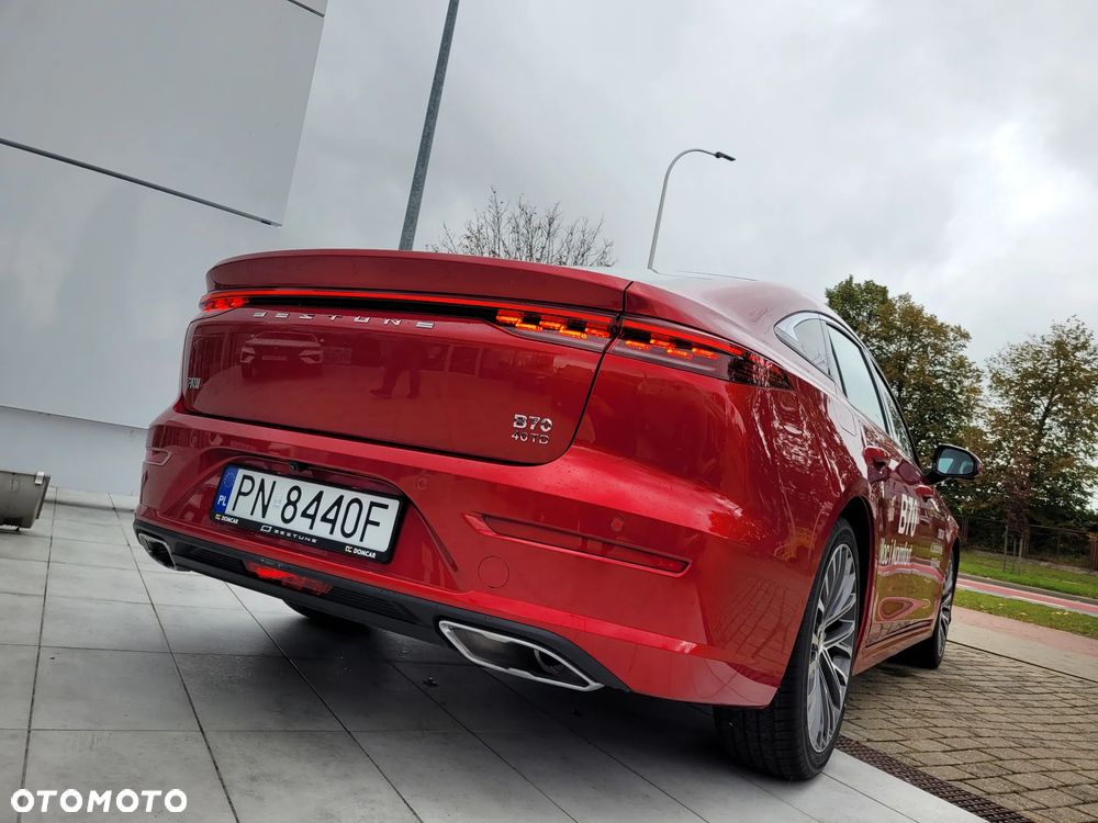 Bestune B70 2.0T Elegance - 24