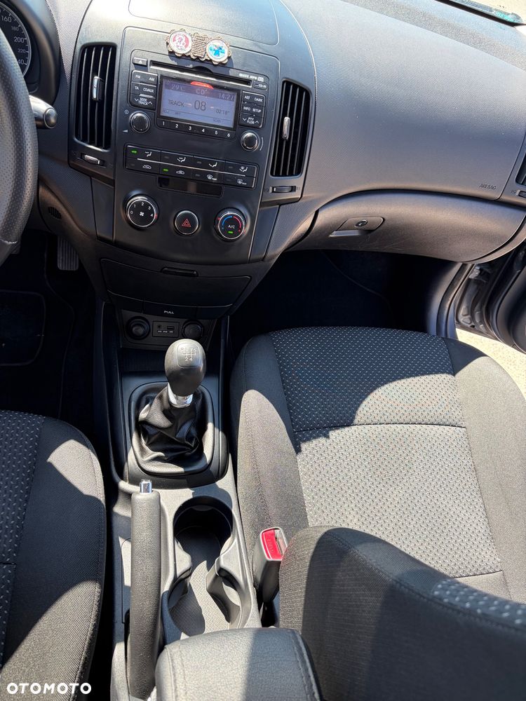 Hyundai i30 1.4 Base EU5 - 37