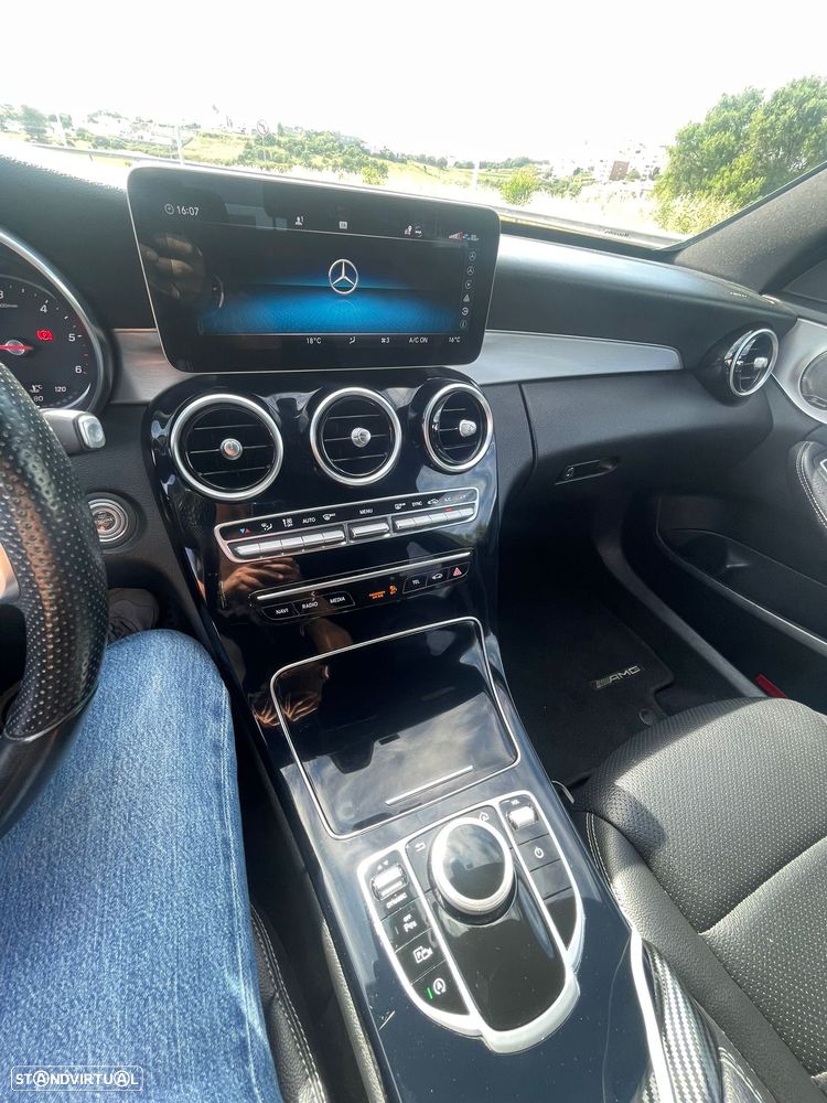 Mercedes-Benz C 220 d AMG Line - 3