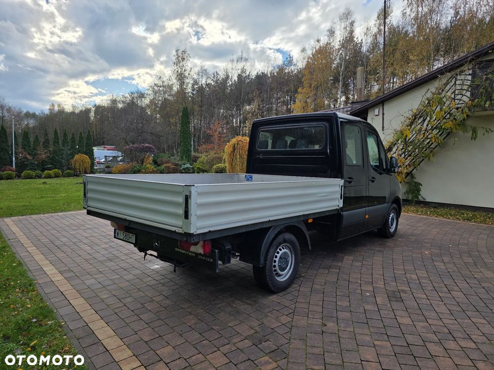 Mercedes-Benz Sprinter - 6