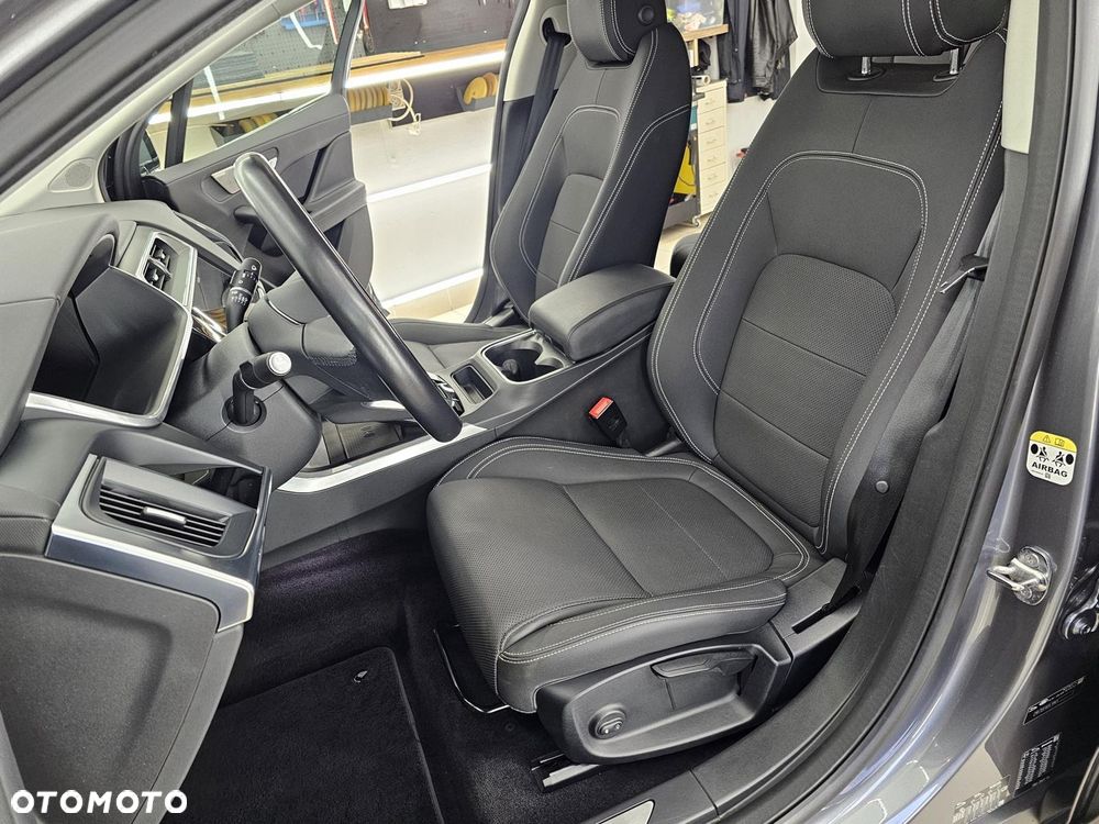 Jaguar I-Pace - 36