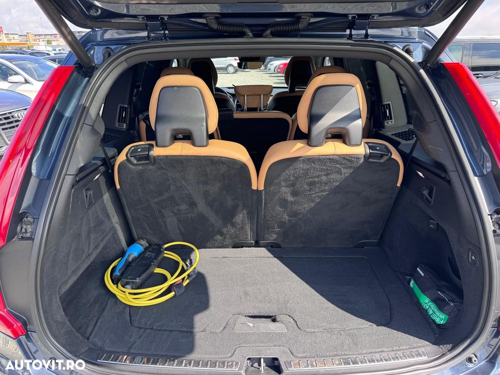 Volvo XC 90 T8 eAWD R-Design - 36