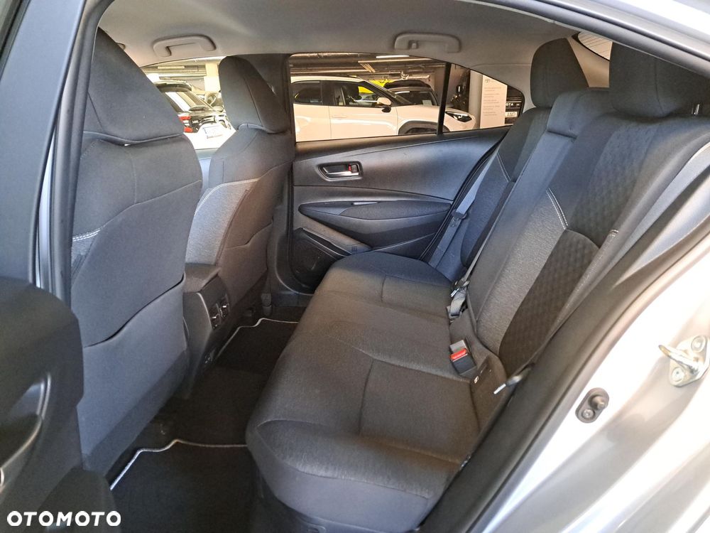 Toyota Corolla 1.8 Hybrid Comfort - 12