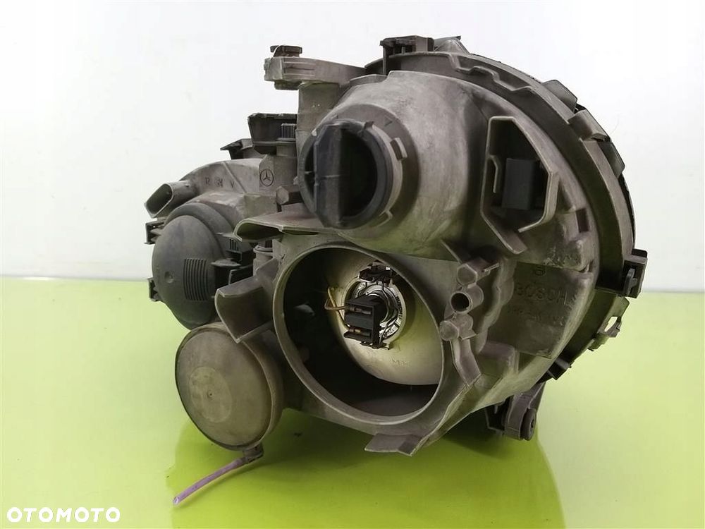 Reflektor lampa przód prawa Mercedes C-klasa C-klasa W203 2000-2007 BOSCH - 4