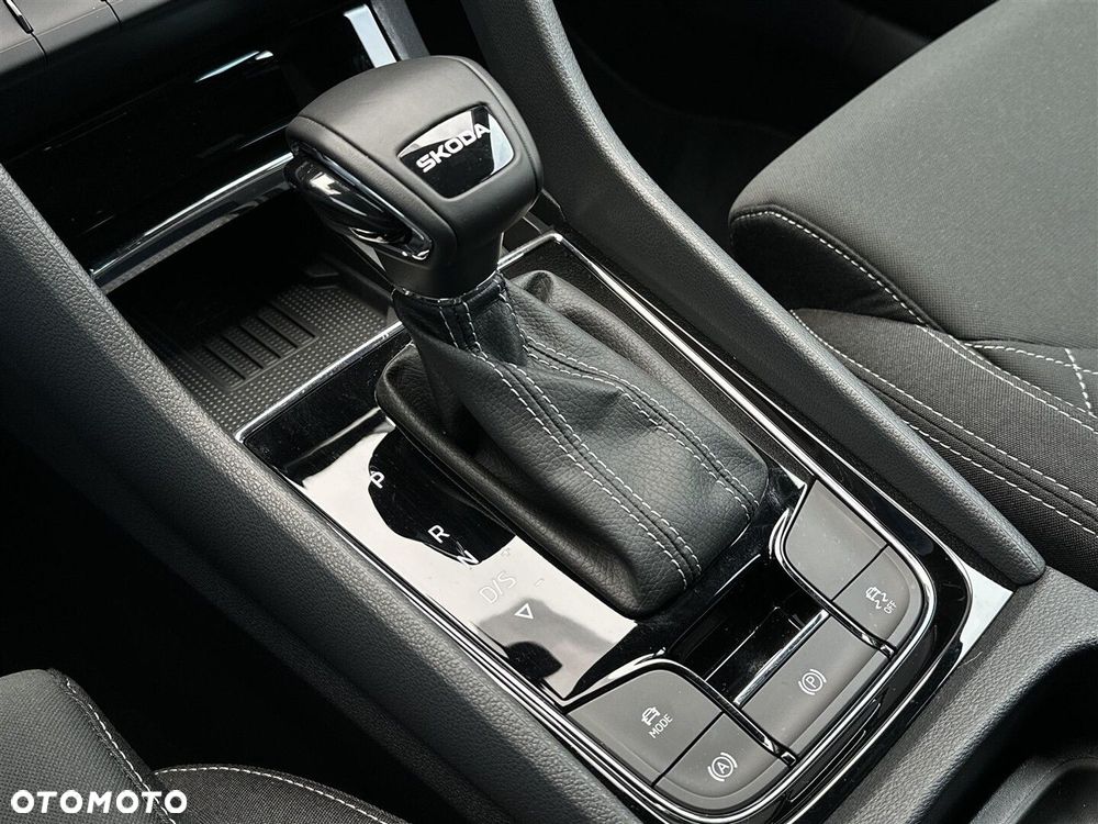 Skoda Karoq 1.5 TSI ACT Sportline DSG - 21