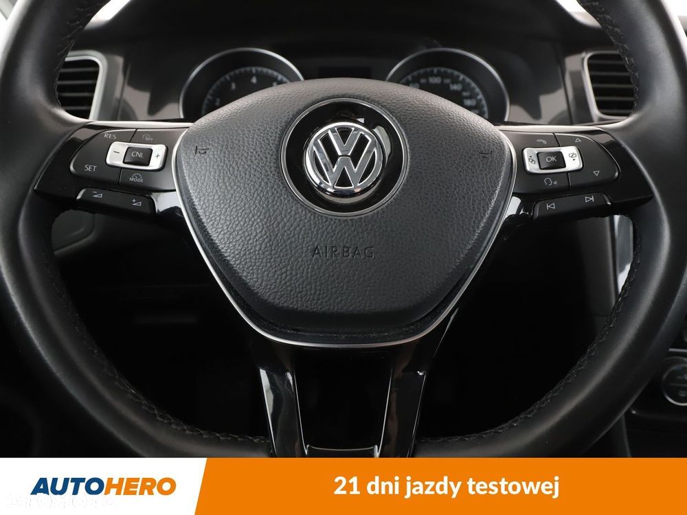 Volkswagen Golf VII 1.4 TSI BMT Comfortline - 18