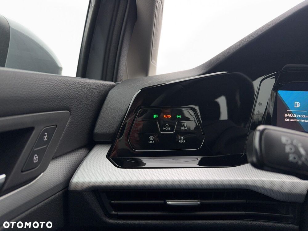 Volkswagen Golf 1.0 TSI Life - 22