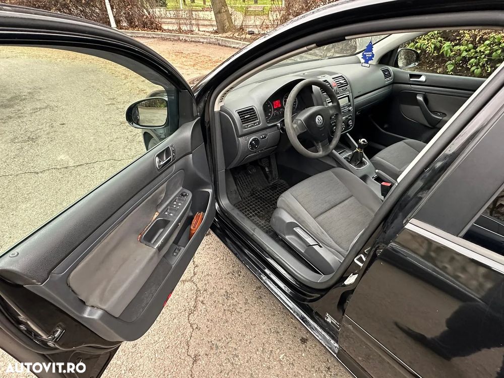 Volkswagen Golf 1.4 FSI Trendline - 6