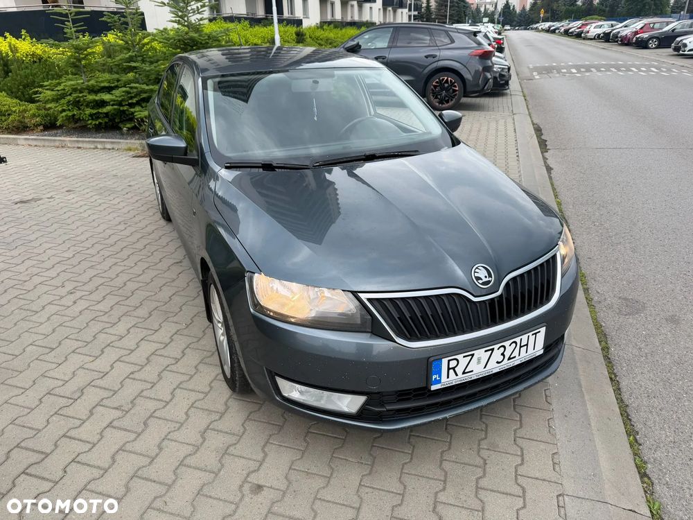 Skoda RAPID Spb 1.6 TDI DPF Elegance Max - 18