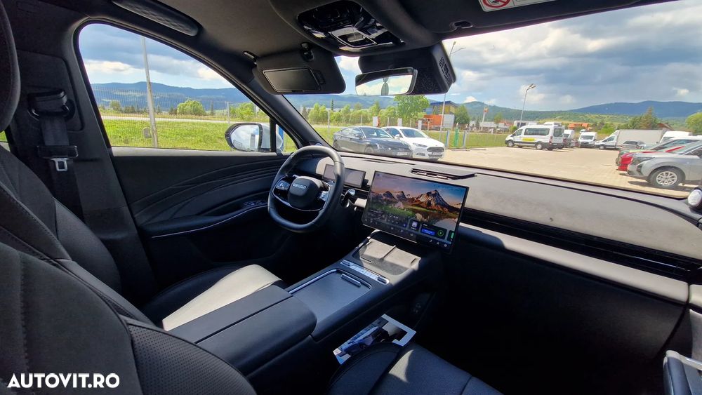 Omoda 7 1.5 TGDI 1DHT PHEV Exclusive Plus - 10