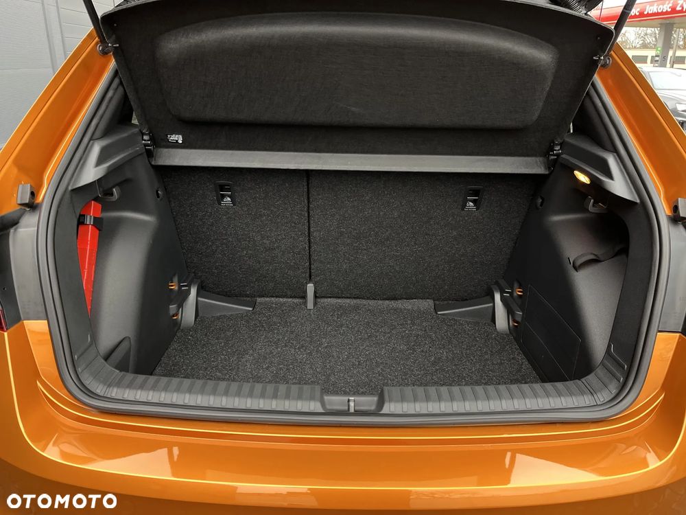 Skoda Fabia 1.0 TSI Monte Carlo DSG - 17