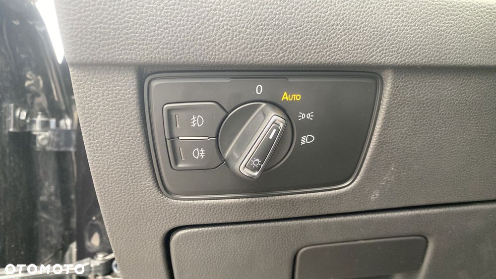 Volkswagen Passat - 26