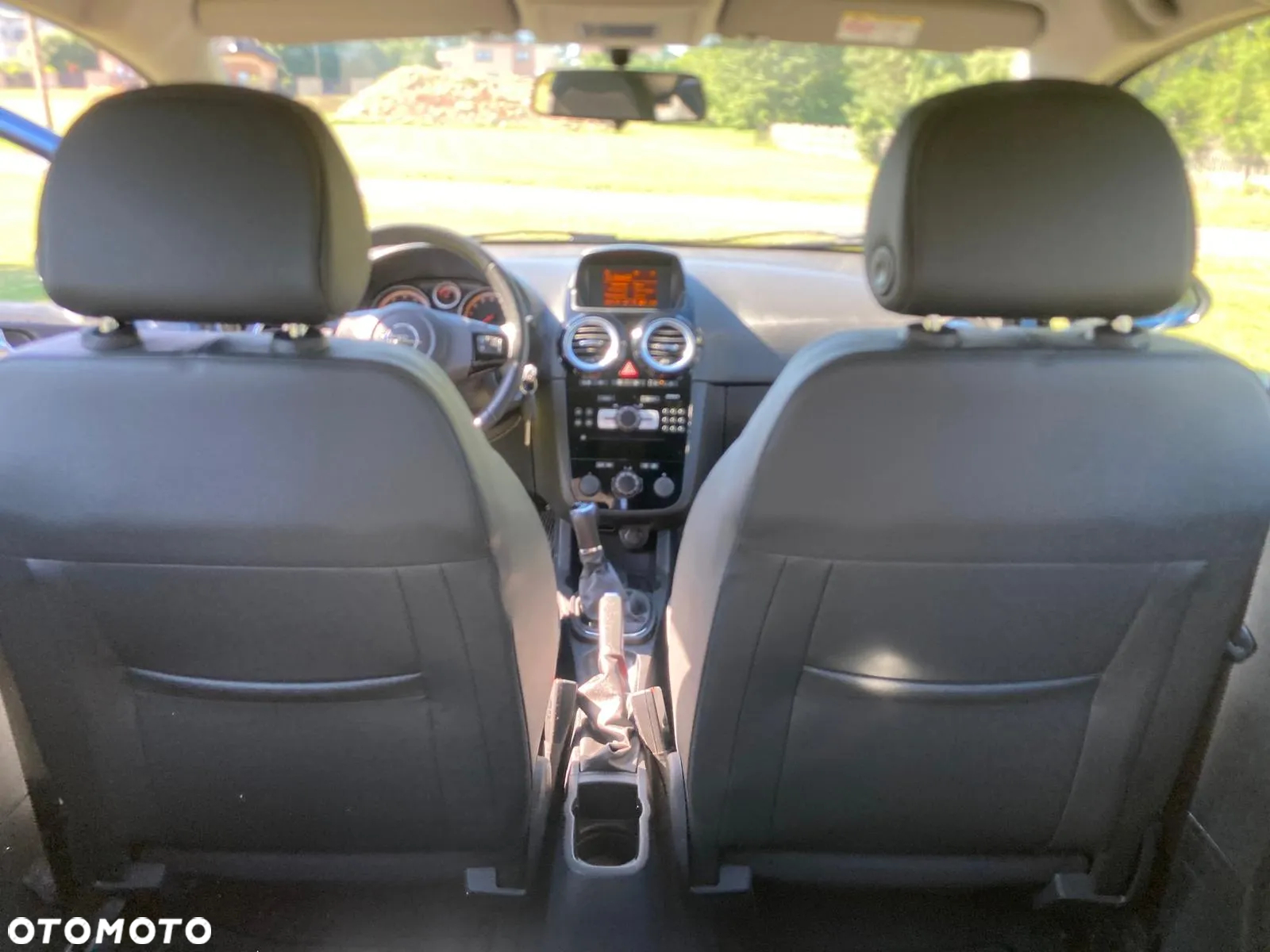 Opel Corsa 1.4 16V Energy - 11