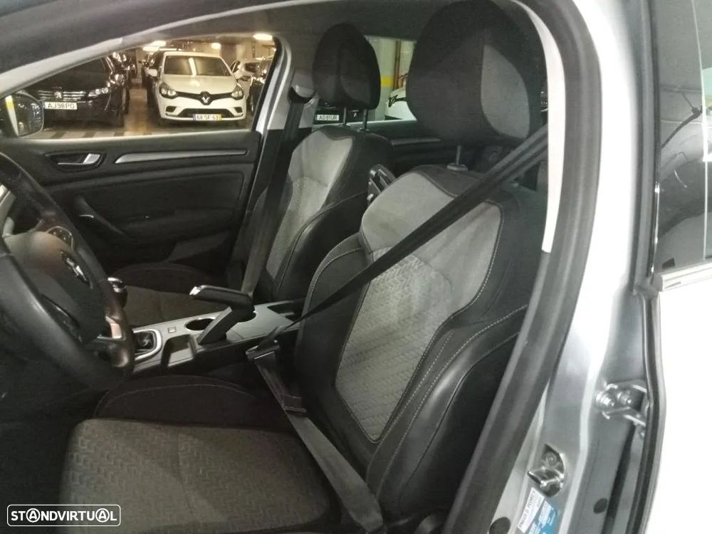 Renault Mégane Sport Tourer 1.5 Blue dCi Limited - 5