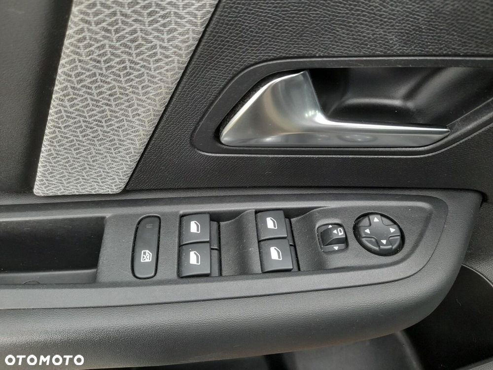 Citroën C4 1.5 BlueHDi Shine S&S - 14