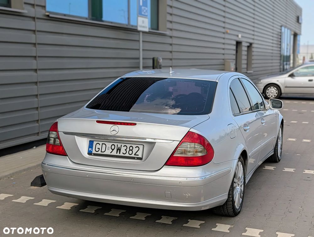 Mercedes-Benz Klasa E 300 BLUETEC Avantgarde - 10